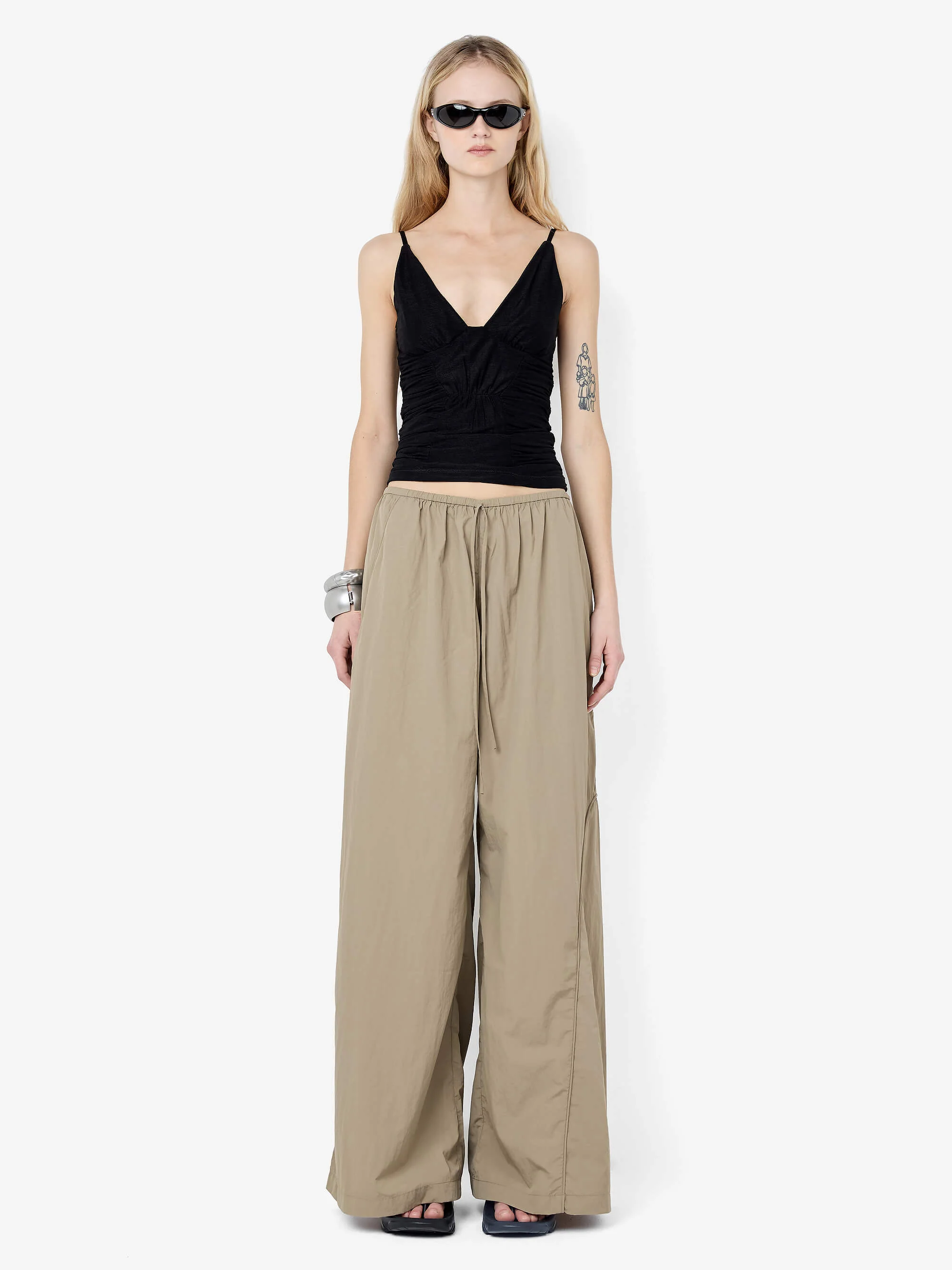AIRLIE TOP - BLACK