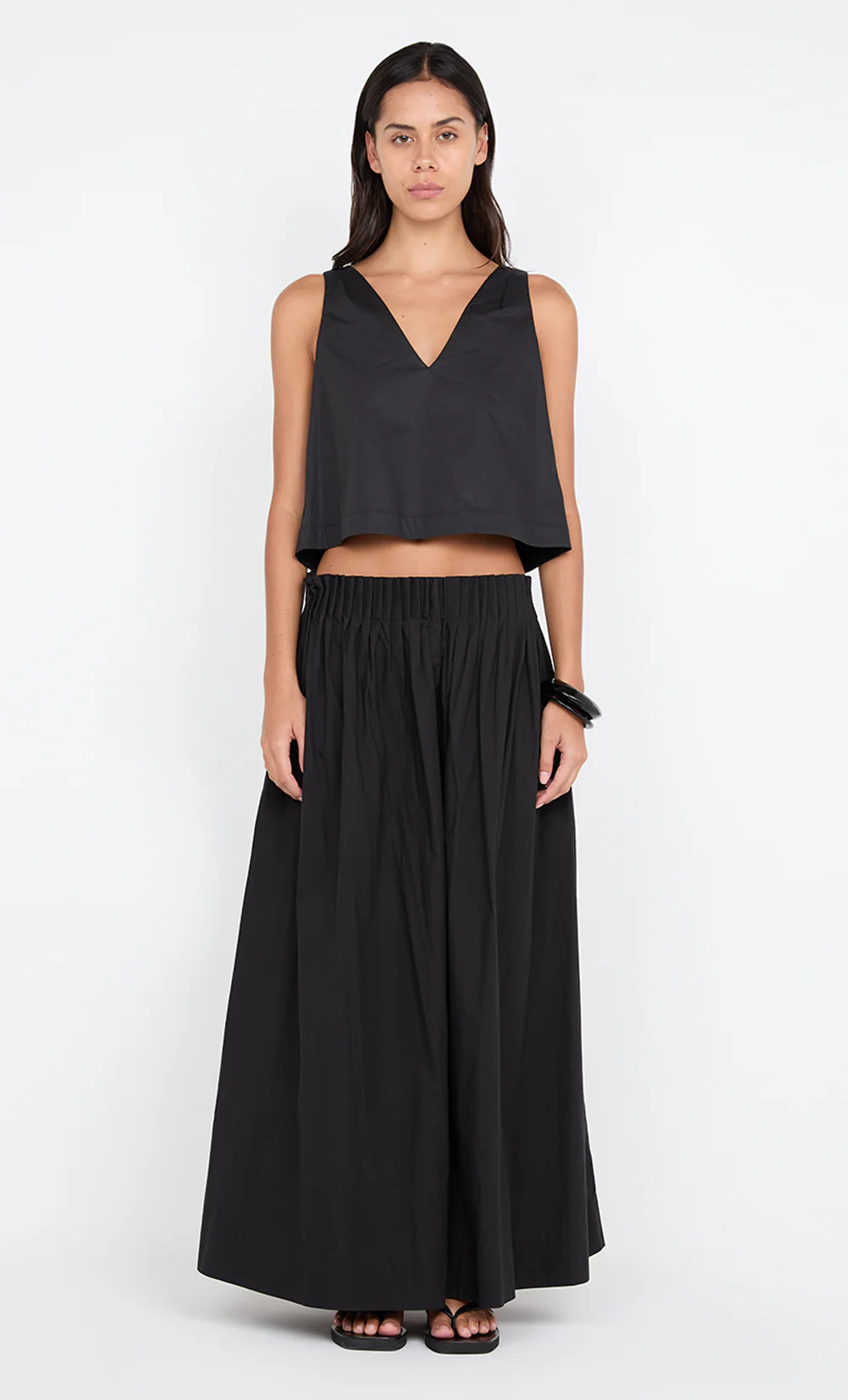 ALUCA V NECK TOP - BLACK