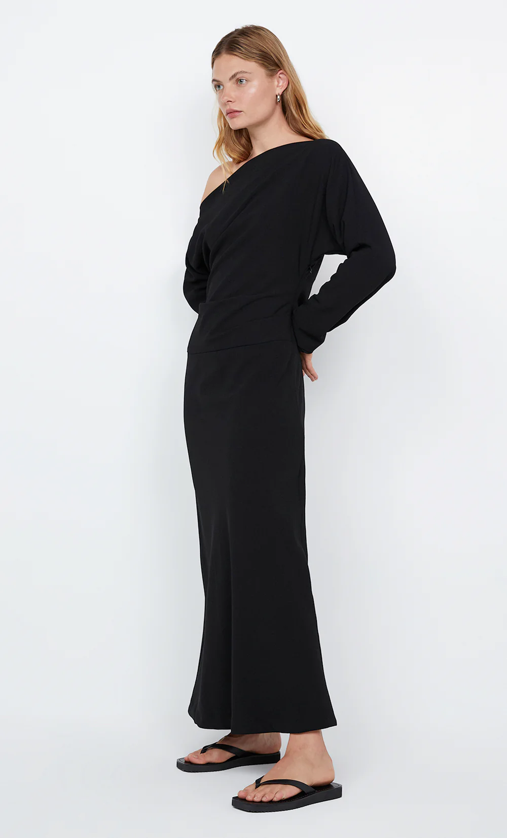 OTTIE ASYM MAXI DRESS - BLACK - Image 3