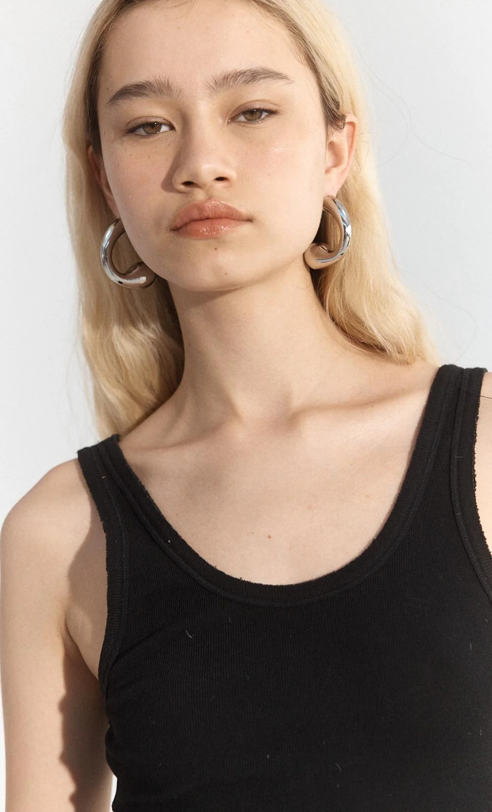 SIENNA ORB EARRING - SILVER - Image 2